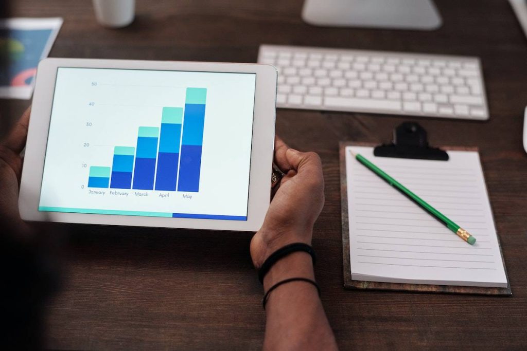 How does NebulaGraph Database stand out from other graph databases?