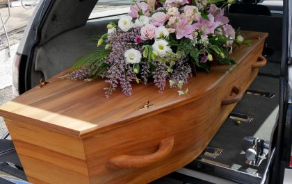 How to Organize a Home Funeral