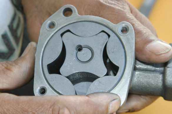 4 Crucial Considerations of Choosing an Oil Pump